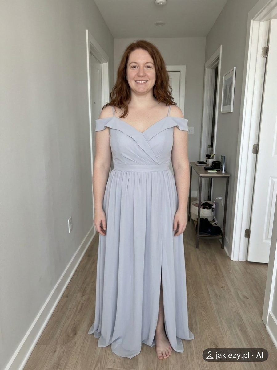 Wirtualna przymiarka AI (plus size, 32 lata), suknia: Odkryte ramiona
